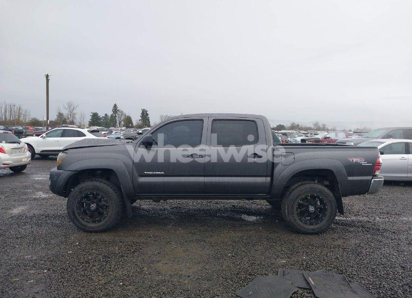 Photo 15 of 2011 Toyota Tacoma DOUBLE CAB (VIN 3TMLU4EN8BM058550)