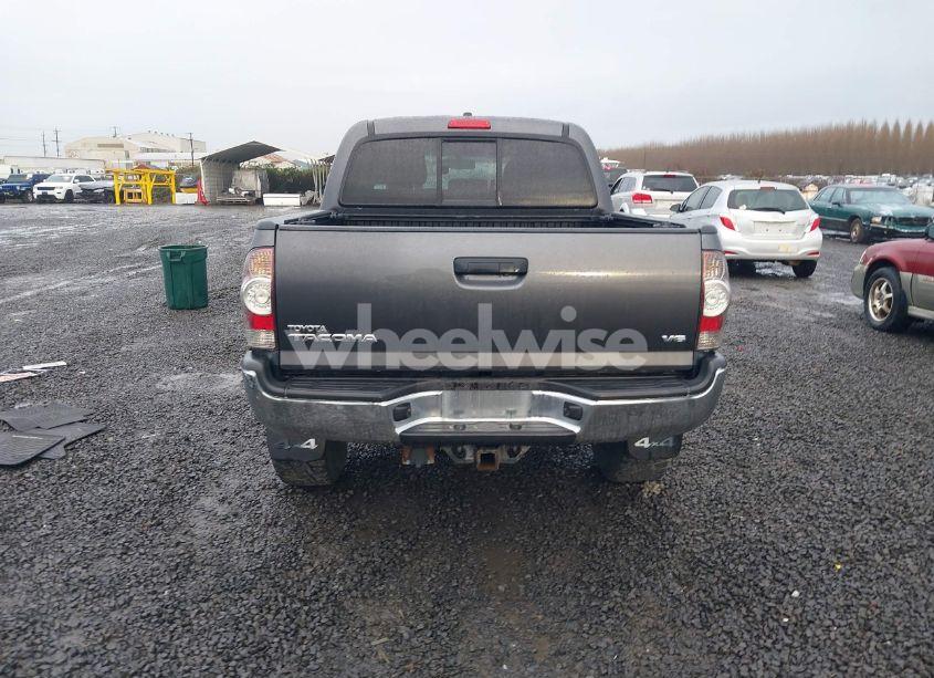 Photo 17 of 2011 Toyota Tacoma DOUBLE CAB (VIN 3TMLU4EN8BM058550)