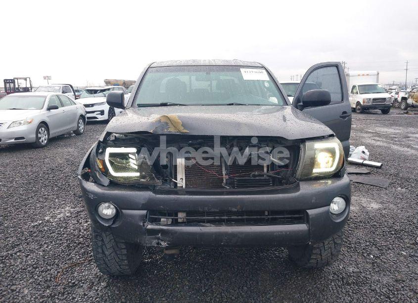 Photo 6 of 2011 Toyota Tacoma DOUBLE CAB (VIN 3TMLU4EN8BM058550)