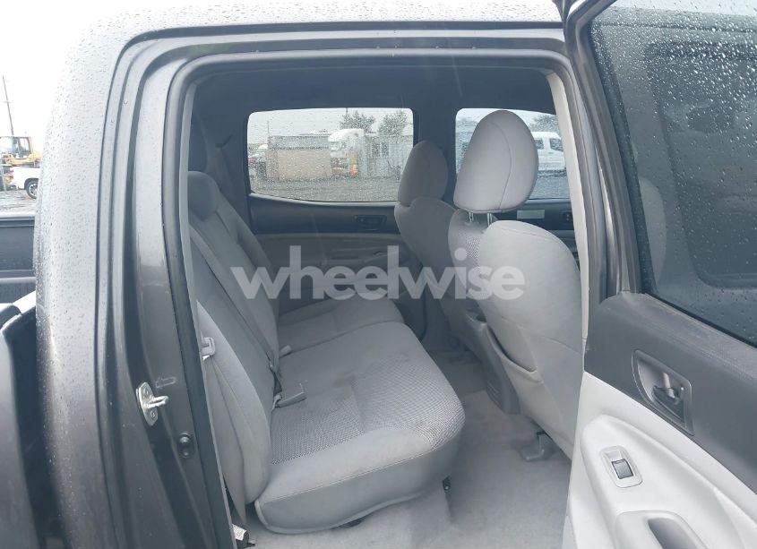Photo 8 of 2011 Toyota Tacoma DOUBLE CAB (VIN 3TMLU4EN8BM058550)