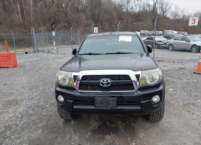 Photo 12 of 2011 Toyota Tacoma DOUBLE CAB (VIN 3TMLU4EN8BM076319)