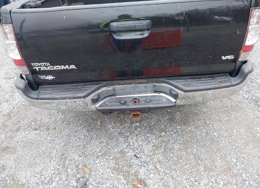 Photo 6 of 2011 Toyota Tacoma DOUBLE CAB (VIN 3TMLU4EN8BM076319)