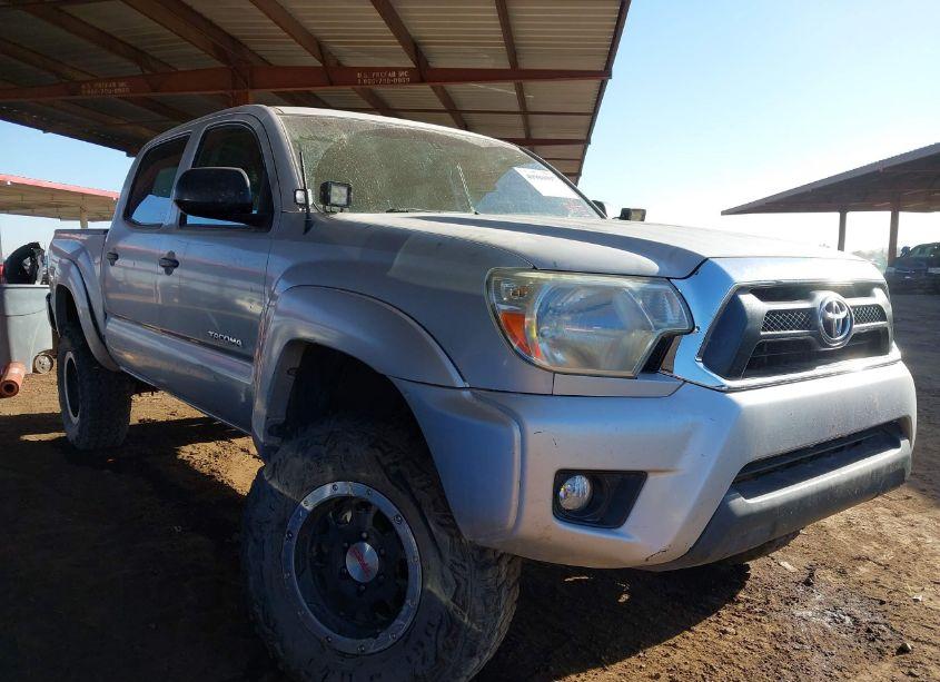 2012 Toyota Tacoma DOUBLE CAB (VIN 3TMLU4EN8CM096541) main photo