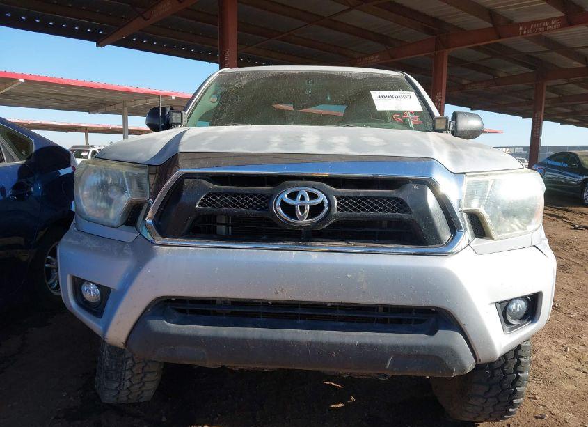 Photo 12 of 2012 Toyota Tacoma DOUBLE CAB (VIN 3TMLU4EN8CM096541)