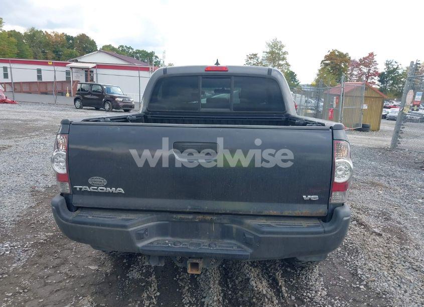 Photo 16 of 2014 Toyota Tacoma BASE V6 (VIN 3TMLU4EN8EM141447)