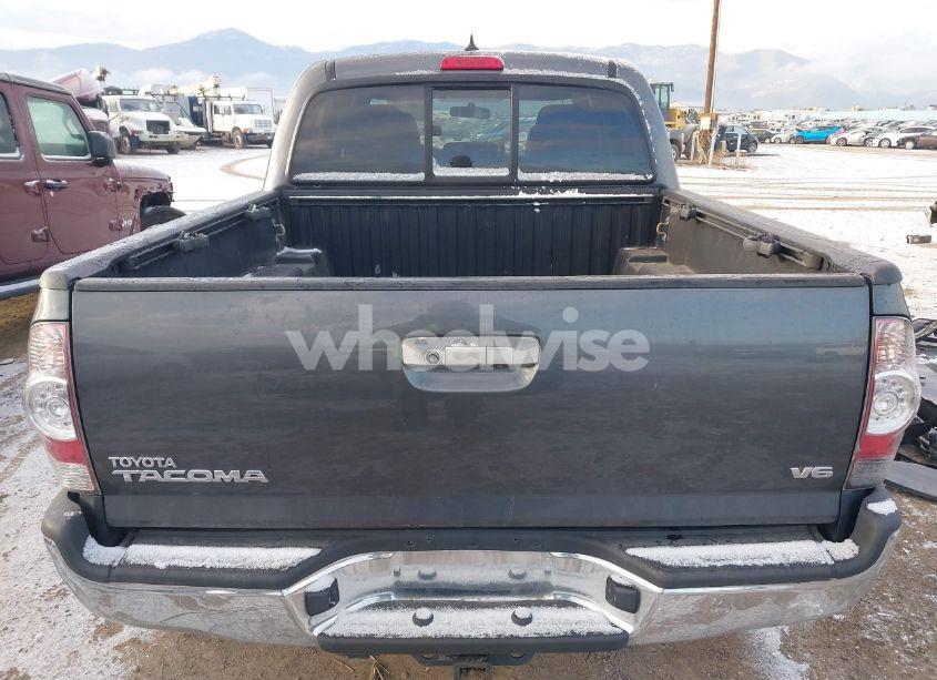 Photo 17 of 2015 Toyota Tacoma DOUBLE CAB/TRD PRO (VIN 3TMLU4EN8FM177785)