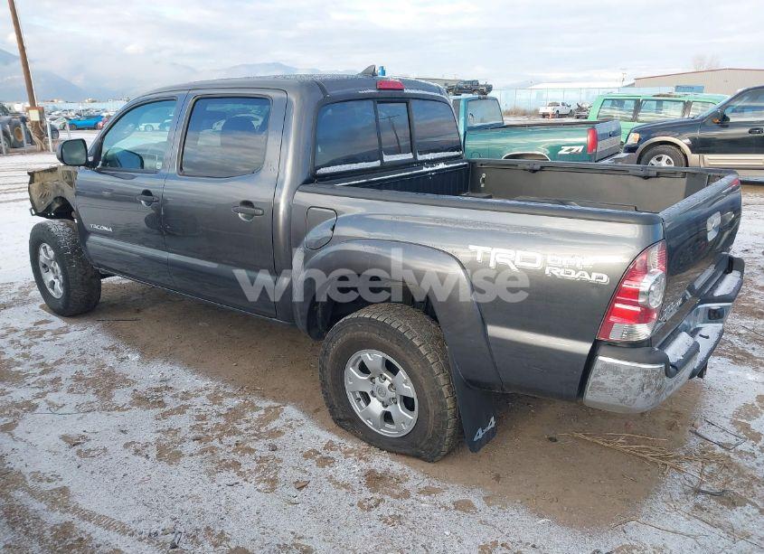Photo 3 of 2015 Toyota Tacoma DOUBLE CAB/TRD PRO (VIN 3TMLU4EN8FM177785)