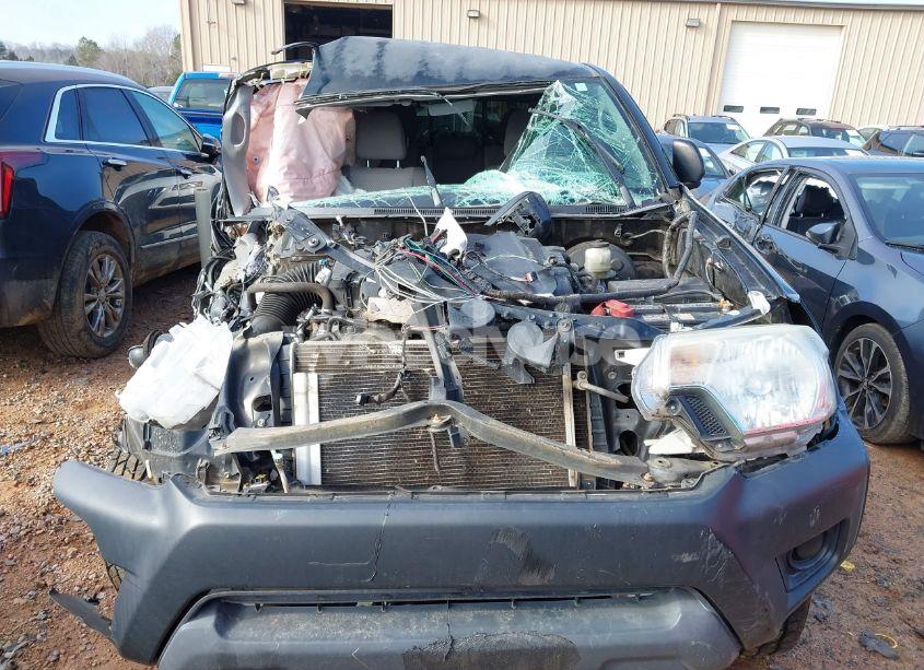 Photo 12 of 2015 Toyota Tacoma BASE V6 (VIN 3TMLU4EN8FM195249)