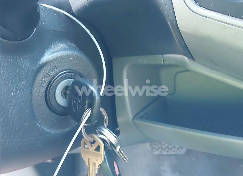 Photo 11 of 2011 Toyota Tacoma DOUBLE CAB (VIN 3TMLU4EN9BM074014)