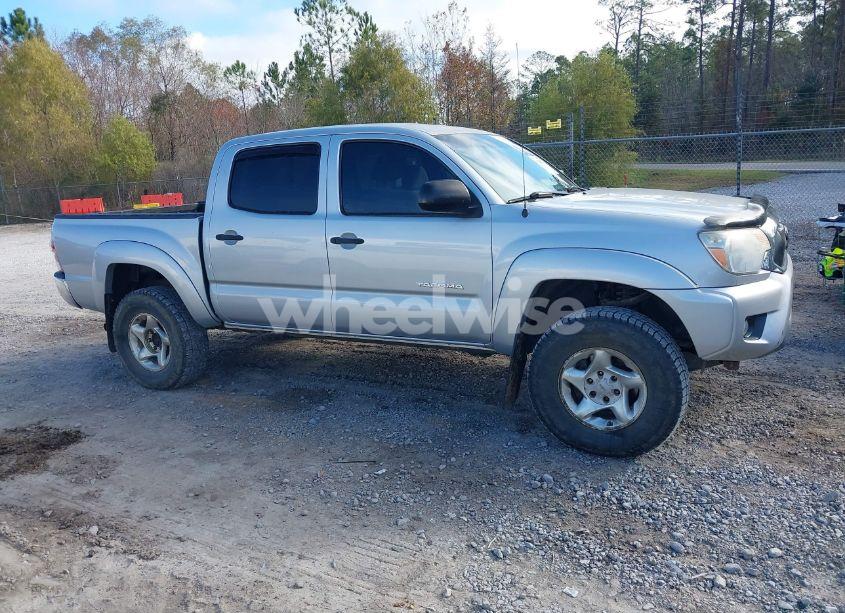 Photo 13 of 2011 Toyota Tacoma DOUBLE CAB (VIN 3TMLU4EN9BM074014)