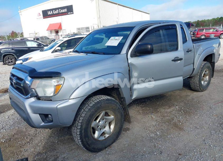 Photo 2 of 2011 Toyota Tacoma DOUBLE CAB (VIN 3TMLU4EN9BM074014)