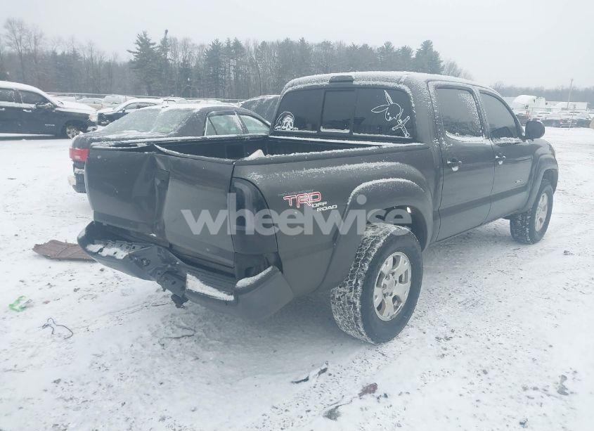 Photo 4 of 2011 Toyota Tacoma DOUBLE CAB (VIN 3TMLU4EN9BM076409)