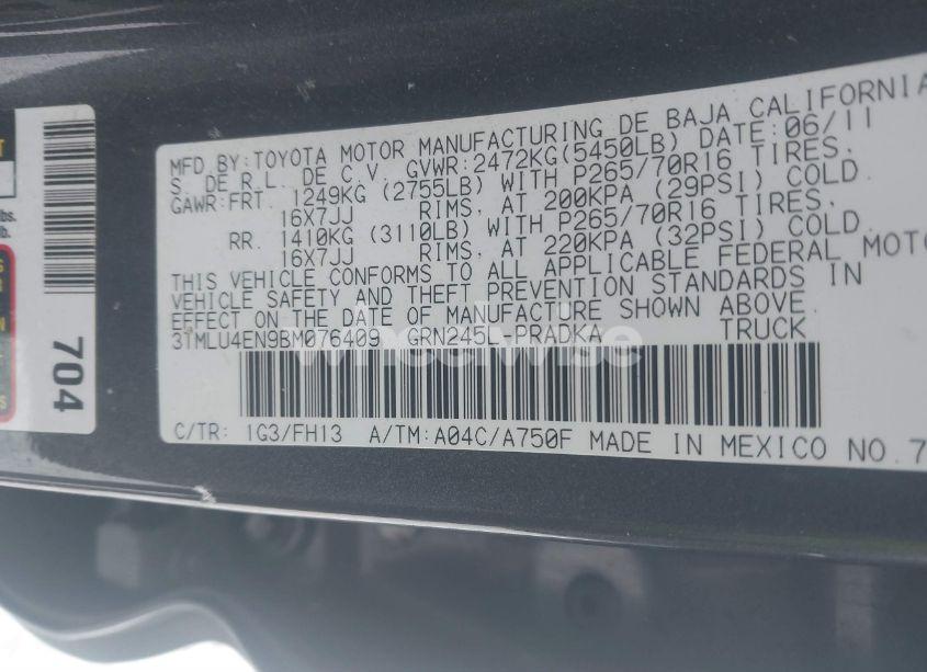 Photo 9 of 2011 Toyota Tacoma DOUBLE CAB (VIN 3TMLU4EN9BM076409)
