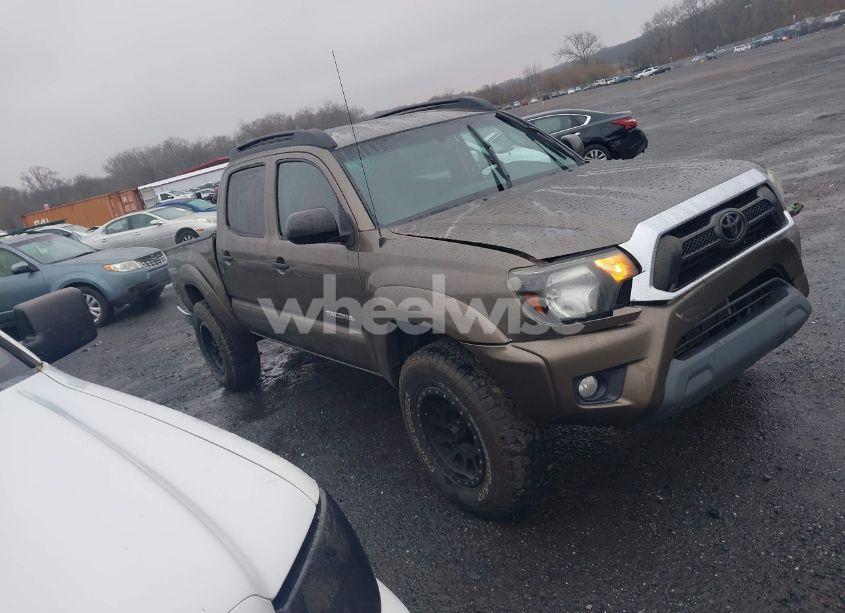 Photo 13 of 2012 Toyota Tacoma DOUBLE CAB (VIN 3TMLU4EN9CM088108)