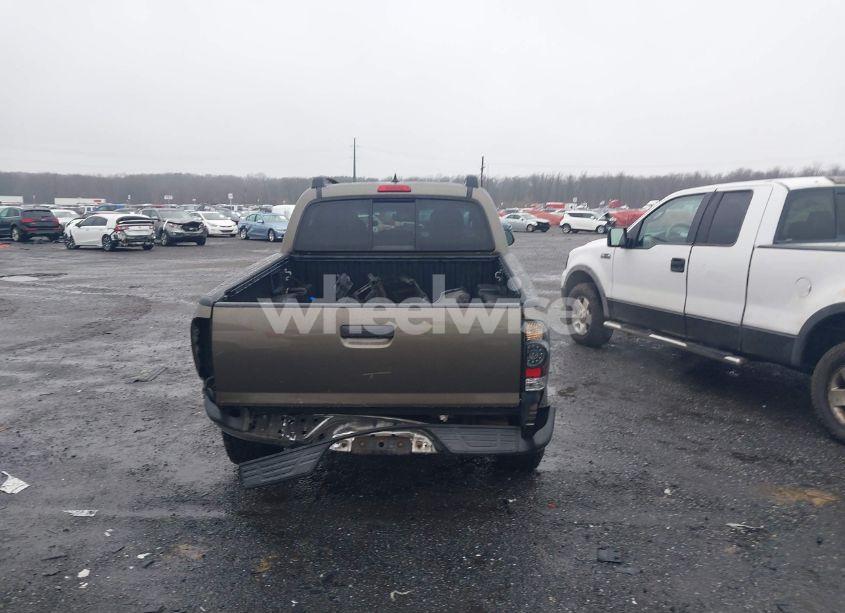 Photo 16 of 2012 Toyota Tacoma DOUBLE CAB (VIN 3TMLU4EN9CM088108)