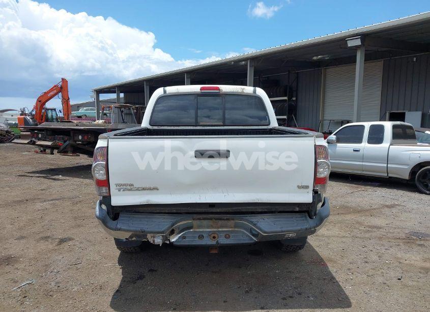 Photo 16 of 2014 Toyota Tacoma BASE V6 (VIN 3TMLU4EN9EM161044)