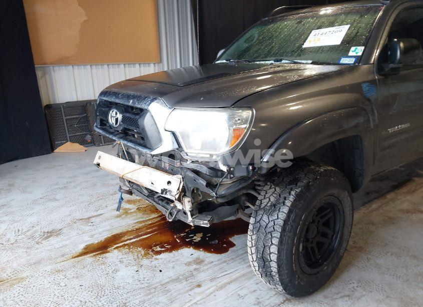 Photo 6 of 2015 Toyota Tacoma DOUBLE CAB/TRD PRO (VIN 3TMLU4EN9FM164933)