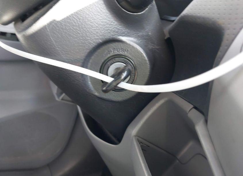 Photo 11 of 2010 Toyota Tacoma BASE V6 (VIN 3TMLU4ENXAM046205)