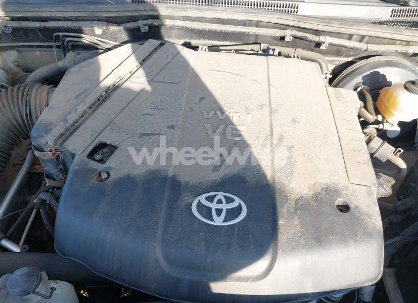 Photo 10 of 2011 Toyota Tacoma DOUBLE CAB (VIN 3TMLU4ENXBM061496)