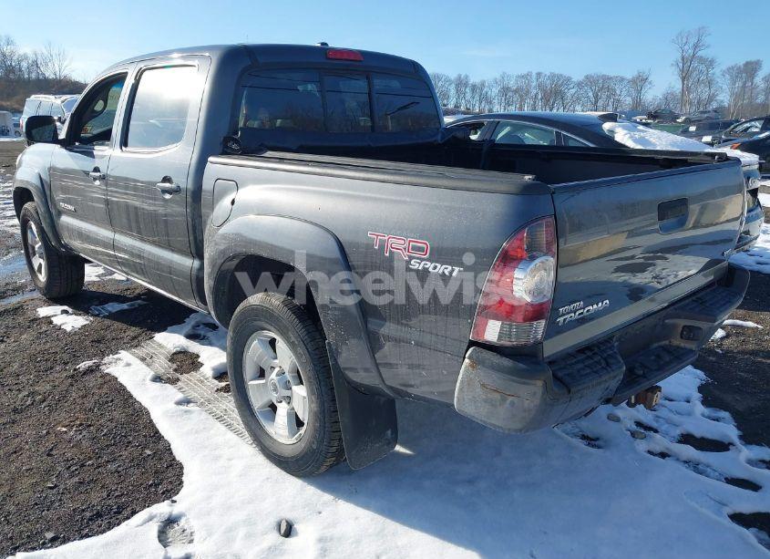 Photo 3 of 2011 Toyota Tacoma DOUBLE CAB (VIN 3TMLU4ENXBM061496)