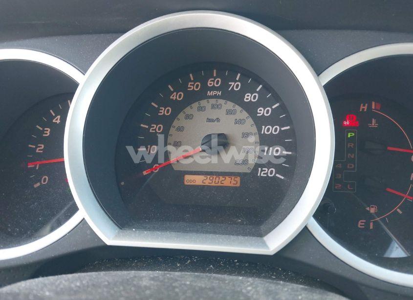 Photo 7 of 2011 Toyota Tacoma DOUBLE CAB (VIN 3TMLU4ENXBM061496)