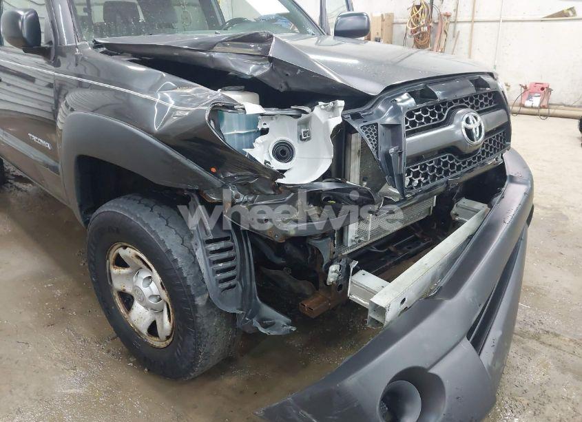 Photo 6 of 2011 Toyota Tacoma BASE V6 (VIN 3TMLU4ENXBM071929)
