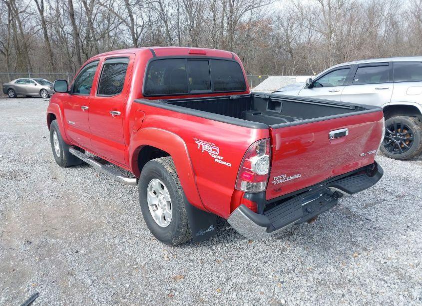 Photo 3 of 2011 Toyota Tacoma DOUBLE CAB (VIN 3TMLU4ENXBM078945)