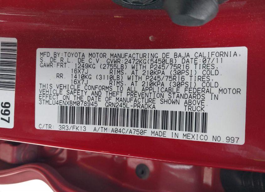 Photo 9 of 2011 Toyota Tacoma DOUBLE CAB (VIN 3TMLU4ENXBM078945)