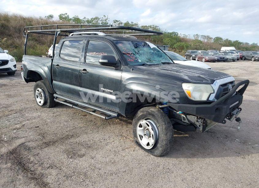 2013 Toyota Tacoma DOUBLE CAB (VIN 3TMLU4ENXDM112109) main photo