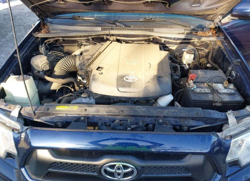 Photo 10 of 2013 Toyota Tacoma DOUBLE CAB (VIN 3TMLU4ENXDM127497)