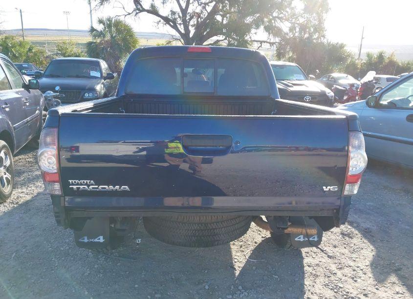 Photo 17 of 2013 Toyota Tacoma DOUBLE CAB (VIN 3TMLU4ENXDM127497)