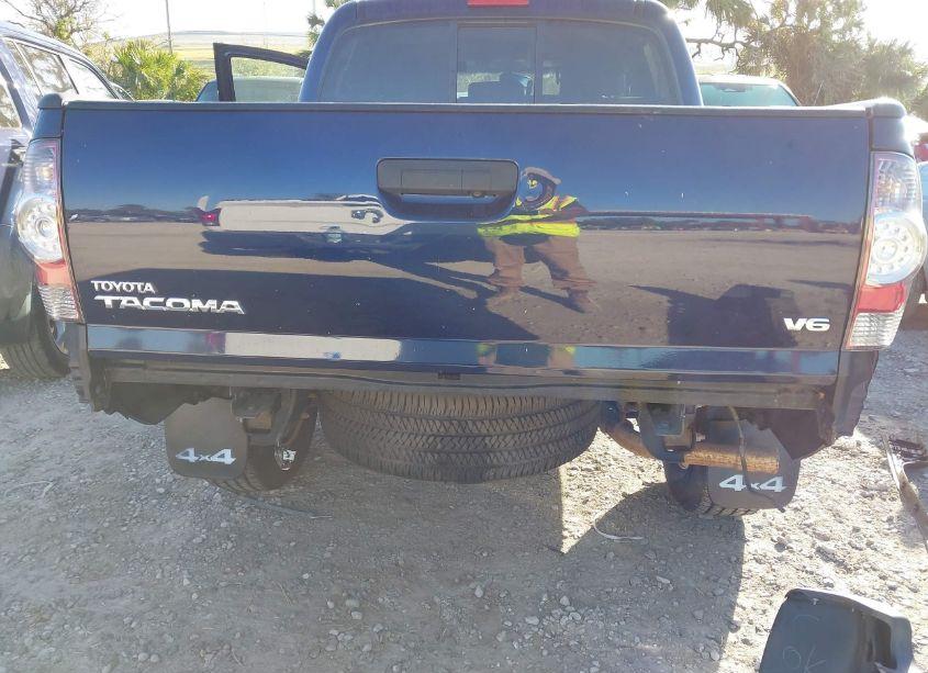 Photo 6 of 2013 Toyota Tacoma DOUBLE CAB (VIN 3TMLU4ENXDM127497)