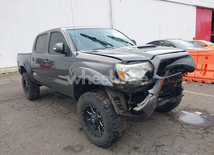 2014 Toyota Tacoma BASE V6 (VIN 3TMLU4ENXEM139294) main photo