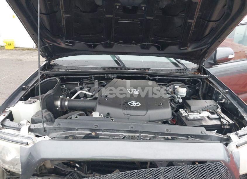 Photo 10 of 2014 Toyota Tacoma BASE V6 (VIN 3TMLU4ENXEM139294)