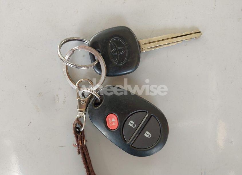 Photo 11 of 2014 Toyota Tacoma BASE V6 (VIN 3TMLU4ENXEM146360)