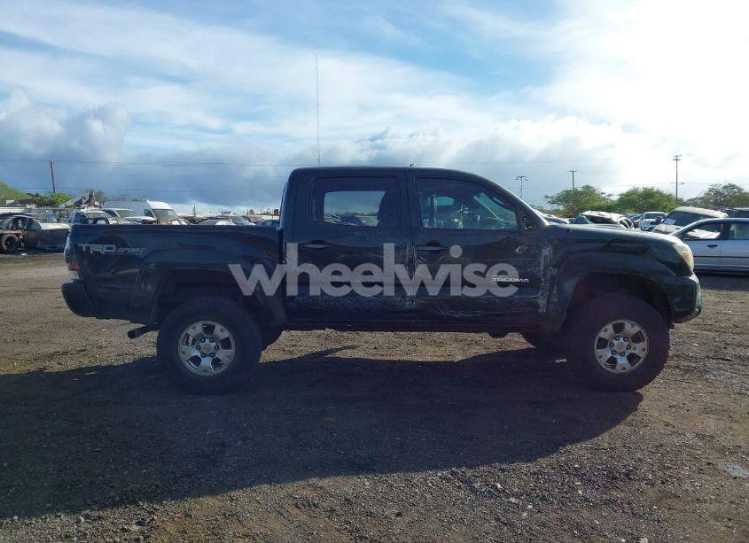 Photo 13 of 2014 Toyota Tacoma BASE V6 (VIN 3TMLU4ENXEM146360)
