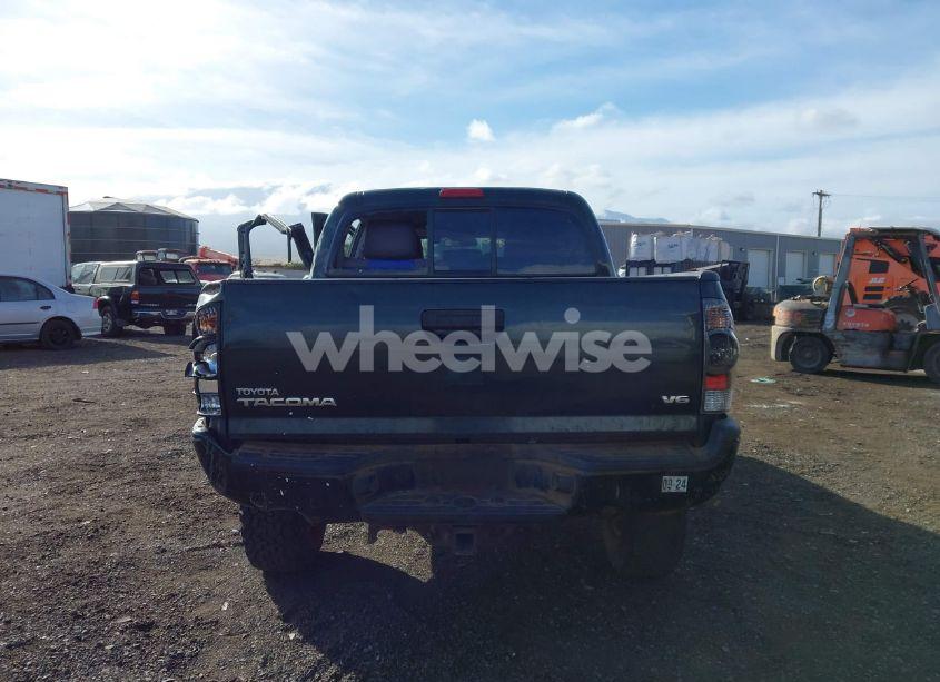 Photo 16 of 2014 Toyota Tacoma BASE V6 (VIN 3TMLU4ENXEM146360)