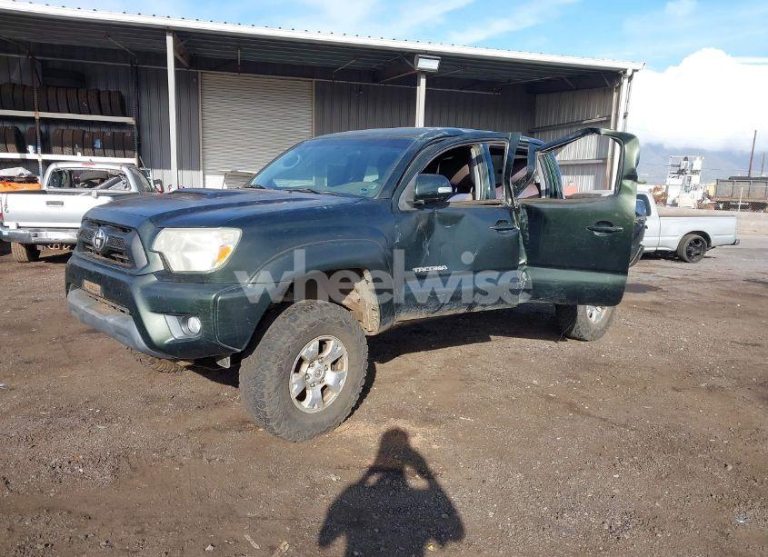 Photo 2 of 2014 Toyota Tacoma BASE V6 (VIN 3TMLU4ENXEM146360)