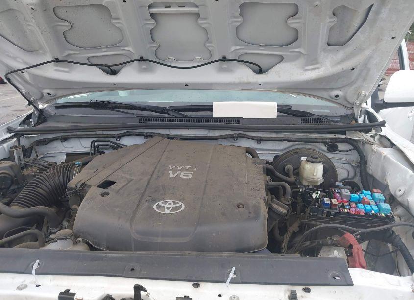 Photo 10 of 2015 Toyota Tacoma DOUBLE CAB/TRD PRO (VIN 3TMLU4ENXFM170742)