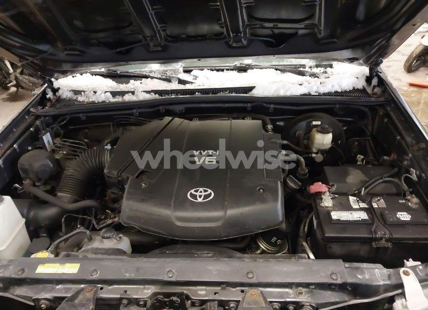 Photo 10 of 2015 Toyota Tacoma BASE V6 (VIN 3TMLU4ENXFM171728)