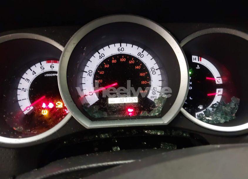 Photo 7 of 2015 Toyota Tacoma BASE V6 (VIN 3TMLU4ENXFM171728)
