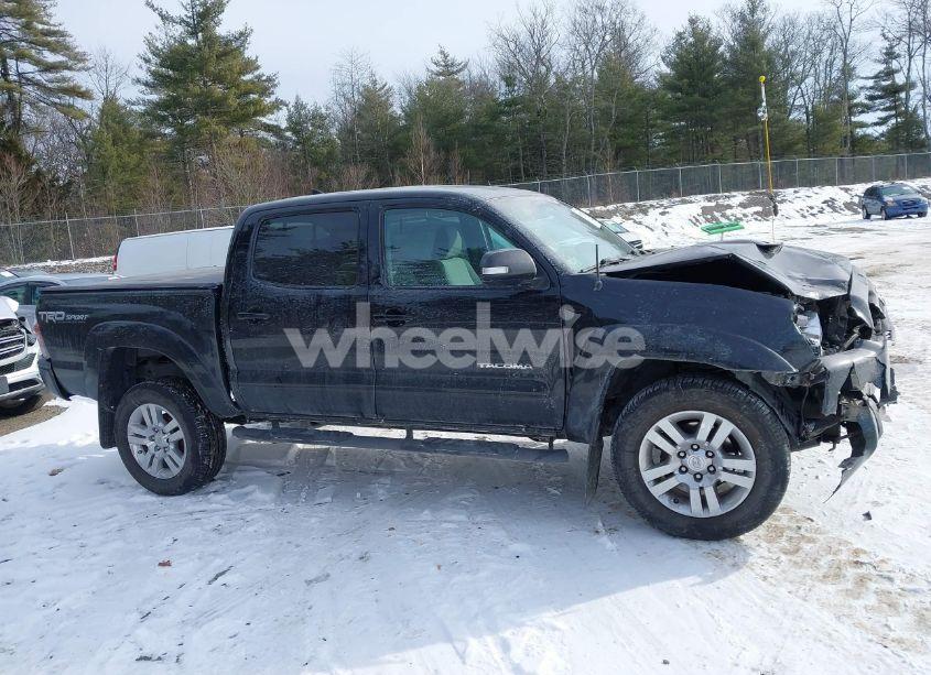 Photo 13 of 2015 Toyota Tacoma DOUBLE CAB/TRD PRO (VIN 3TMLU4ENXFM199397)