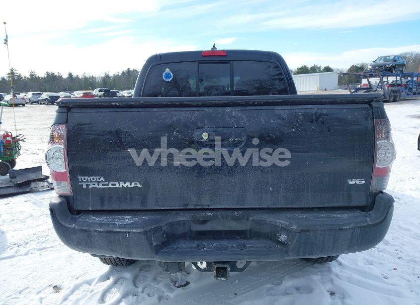 Photo 16 of 2015 Toyota Tacoma DOUBLE CAB/TRD PRO (VIN 3TMLU4ENXFM199397)