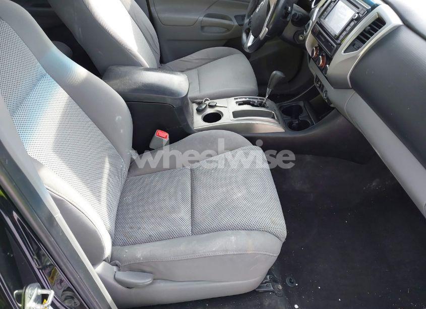 Photo 5 of 2015 Toyota Tacoma DOUBLE CAB/TRD PRO (VIN 3TMLU4ENXFM199397)