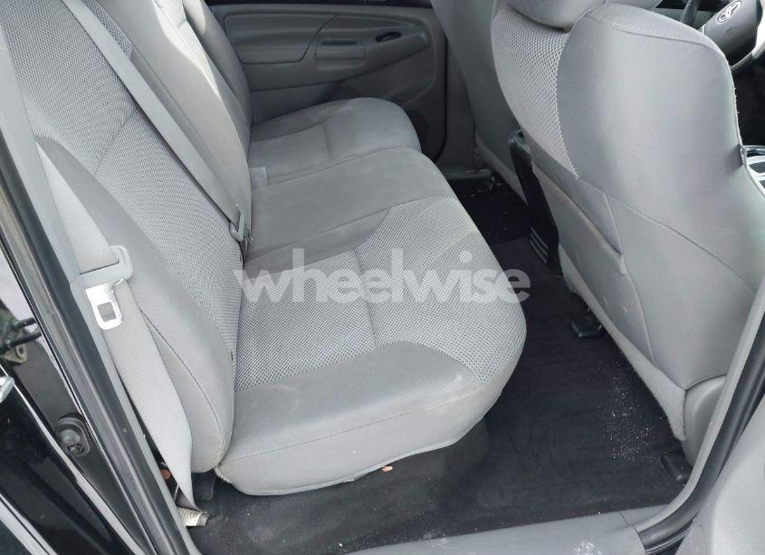 Photo 8 of 2015 Toyota Tacoma DOUBLE CAB/TRD PRO (VIN 3TMLU4ENXFM199397)