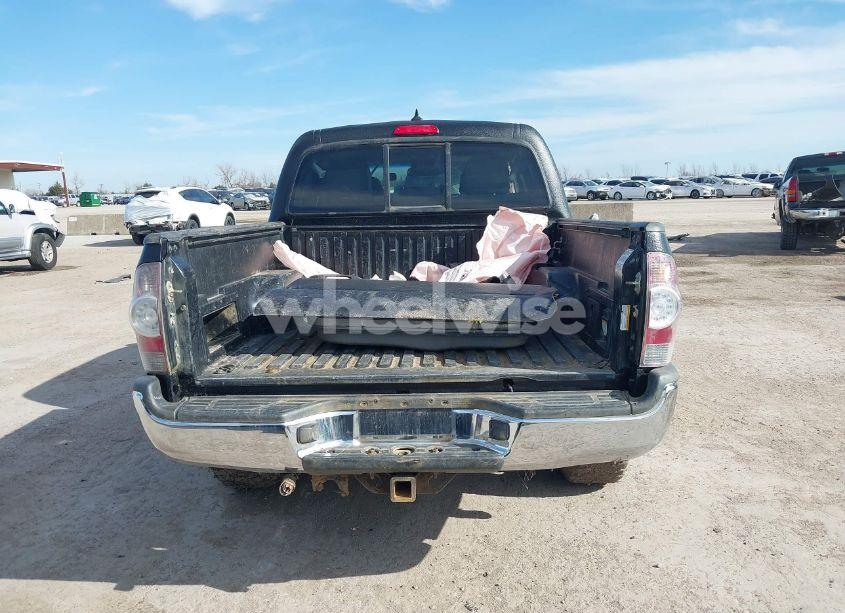 Photo 16 of 2015 Toyota Tacoma DOUBLE CAB/TRD PRO (VIN 3TMLU4ENXFM206669)