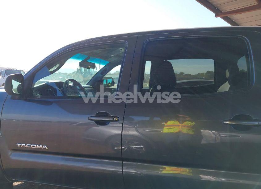 Photo 15 of 2011 Toyota Tacoma DOUBLE CAB LONG BED (VIN 3TMMU4FN0BM032561)