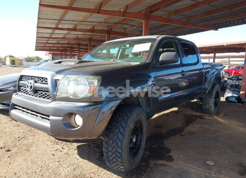 Photo 2 of 2011 Toyota Tacoma DOUBLE CAB LONG BED (VIN 3TMMU4FN0BM032561)
