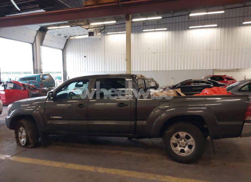 Photo 13 of 2013 Toyota Tacoma DOUBLE CAB LONG BED (VIN 3TMMU4FN0DM049900)