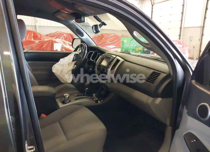 Photo 5 of 2013 Toyota Tacoma DOUBLE CAB LONG BED (VIN 3TMMU4FN0DM049900)